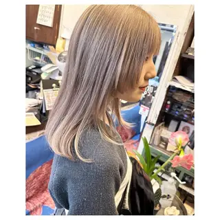 セミロング Ryuka  hair salon所属・Ryuka MAMIKAのヘアスタイル
