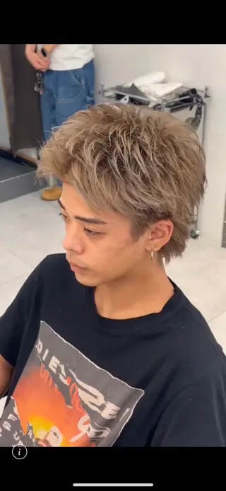ショート カラー パーマ メンズ 鶴田 来夢のヘアスタイル