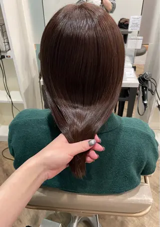 ロング Plus lib 伊東 美咲のヘアスタイル