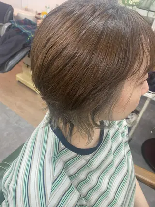 ミディアム 永沼 真依のヘアスタイル