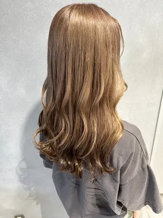 ロング カラー 唐澤 千尋のヘアスタイル