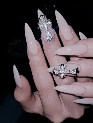 ネイル Lina所属・Lina Nail Salonのネイルデザイン