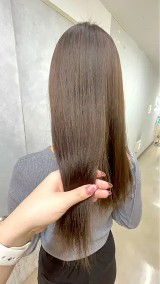 セミロング 池田 華怜のヘアスタイル