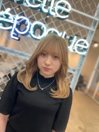 MINX 岩下愛翔のヘアスタイル