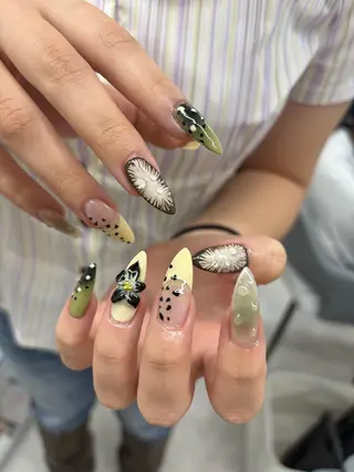 ネイル yuria 🎀海外ネイル🌺のネイルデザイン