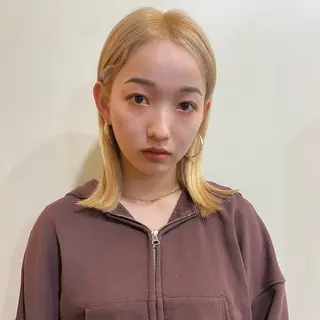 ミディアム カラー Lilu しずくのヘアスタイル