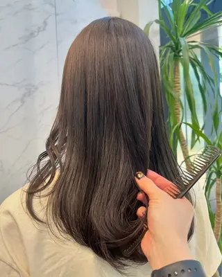 ロング ﾏｽﾀﾞ ｱｲﾘのヘアスタイル