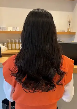 ロング パーマ CYAN.栄店所属・久野 紗愛のヘアスタイル