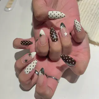 ネイル 石川 萌香のネイルデザイン
