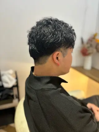 ショート パーマ メンズ 金井こうた🐨 lovisのヘアスタイル