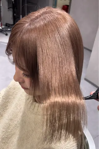 ミディアム カラー 艶々🫧ハイトーン 輝のヘアスタイル