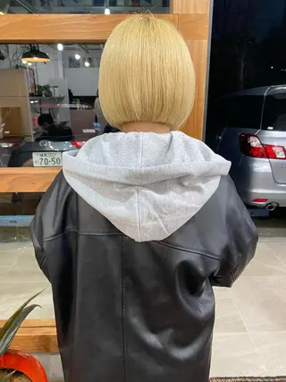 ショート なぎ🌿.∘[ボブ, ニュアンスカラー]のヘアスタイル