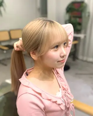 セミロング shes茶屋町アリサ 🎀顔周り×韓国風のヘアスタイル
