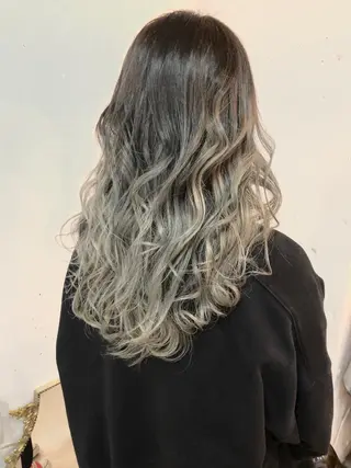 ロング カラー ヘアアレンジ Bro所属・佐藤 輝幸のヘアスタイル