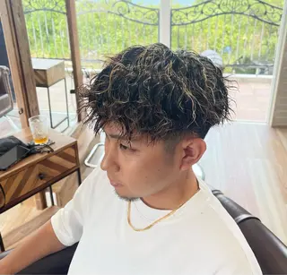 パーマ LA BELLA所属・LA BELLA マリナのヘアスタイル