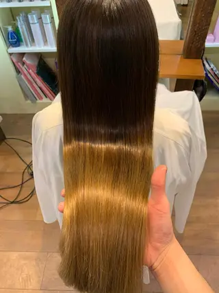 ロング 【店長】インナー指名 No.1戸塚優思のヘアスタイル