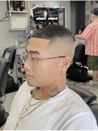 ショート 溝江 太一のヘアスタイル