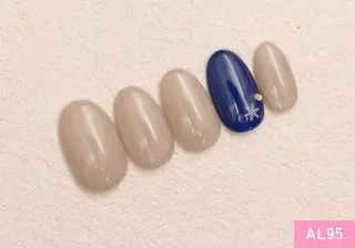 ネイル 新橋🫧 Nailのネイルデザイン