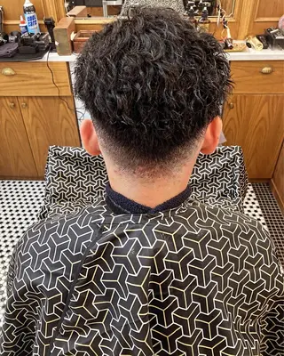 ショート メンズパーマ メンズカットYUKIのヘアスタイル