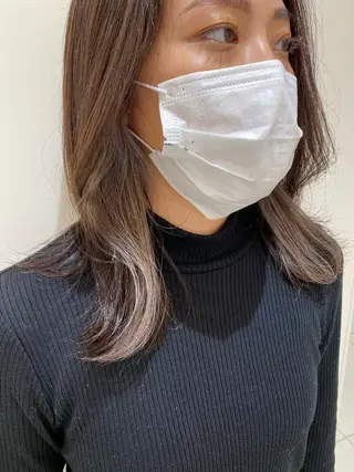 セミロング カラー 細めハイライト🩶 ボブ/レイヤーカットのヘアスタイル