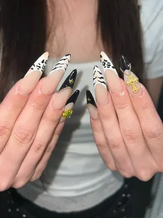 ネイル pua 千葉所属・YUUKA 🇺🇸🌺のネイルデザイン