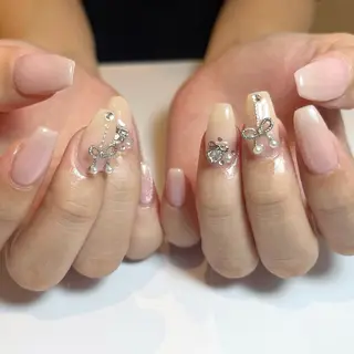 ネイル eight横浜🧸 kumabeのネイルデザイン