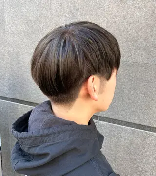 カラー メンズ 💙寒色カラー/ ブリーチ🩵hanaのヘアスタイル