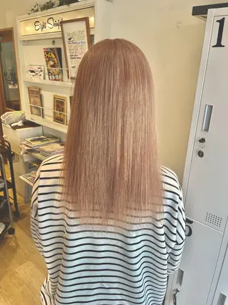 セミロング カラー 吉松 大輝のヘアスタイル