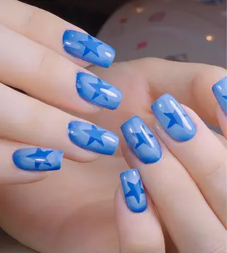 ネイル 山田 由奈のネイルデザイン