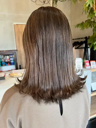 ミディアム カラー SHINYA シンヤヘアーズのヘアスタイル