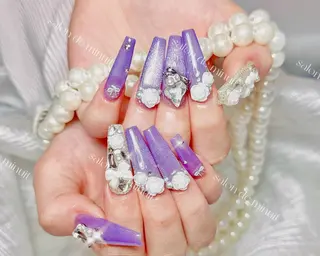 ネイル Salon de Minuit🦩のネイルデザイン