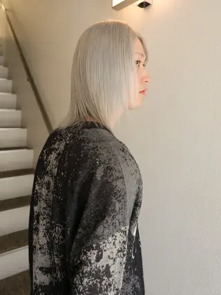 ショート PUNEL所属・🌙艶ハイトーン/ ミユウのヘアスタイル