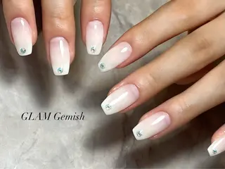 ネイル 藤崎 恵梨香のネイルデザイン