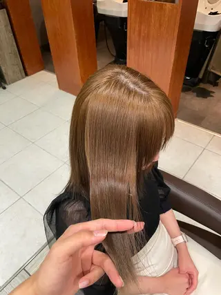 ロング カラー 新松戸/センター パート/RYUのヘアスタイル