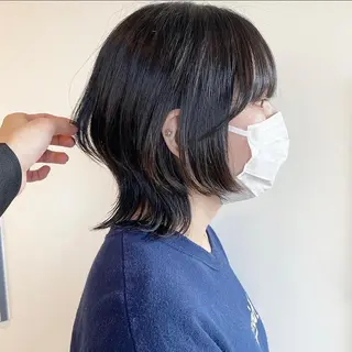 ミディアム 大阪ウルフカット ハッシュカットのヘアスタイル