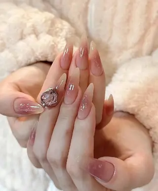 ネイル Theone栄店 松田のネイルデザイン