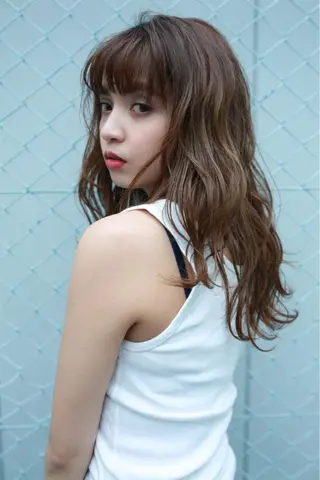 ミディアム カラー パーマ ヘアアレンジ メンズ キッズ ネイル マツエク・マツパ premier modelsのヘアスタイル