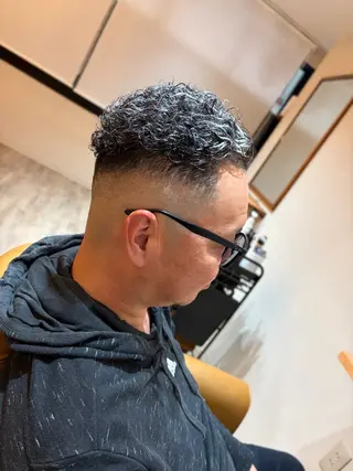 ショート カラー パーマ メンズ Flow所属・黒原 将貴のヘアスタイル