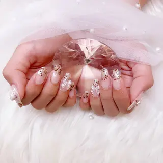 ネイル LUNON 谷塚店のネイルデザイン