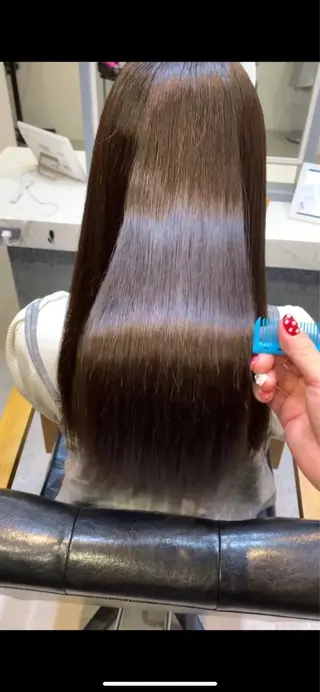 Agu hair emio城陽所属・Agu peachのヘアスタイル