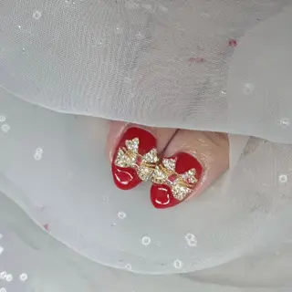 ネイル 金井 奈々のネイルデザイン