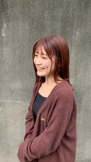 ミディアム カラー SABO 🪴岡田知佳のヘアスタイル