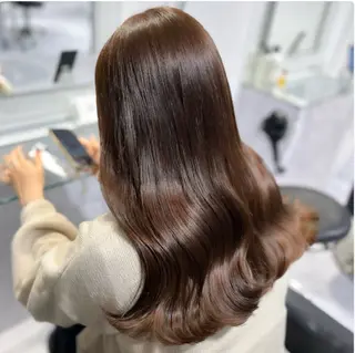 ロング カラー 🫧うる艶トレンド 🫧透明感カラーのヘアスタイル