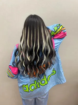 ロング カラーサロンヨシトモ所属・倉田 彩里のヘアスタイル