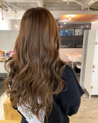 カラー 宮原 愛果のヘアスタイル