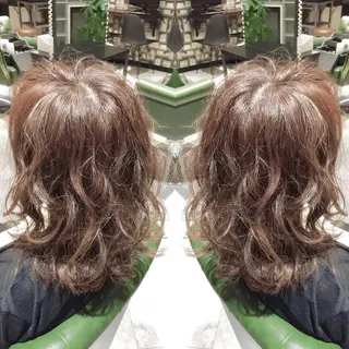 ミディアム カラー パーマ ヘアアレンジ tocca所属・毎月通える価格♪ 杉本真基のヘアスタイル