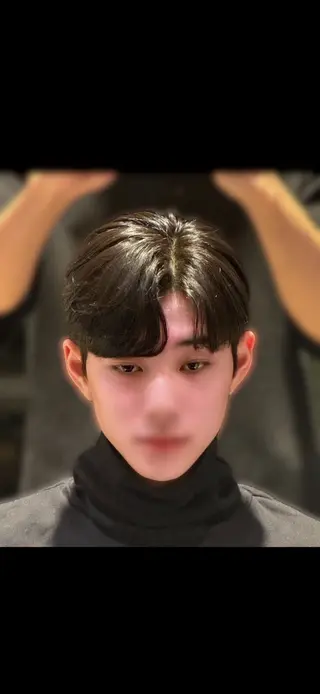 ショート メンズ YUKI🇰🇷 カルマ／ダウンパーマのヘアスタイル