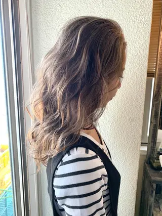 セミロング カラー roots hairdesign所属・髪質改善/透明感 プライベートサロンのヘアスタイル