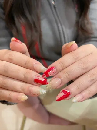 セミロング CLALA Ayumiのネイルデザイン