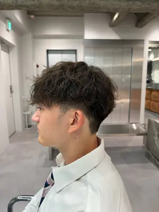 ショート パーマ メンズ 波巻きスパイラルパー マ/シャドウパーマ駿のヘアスタイル